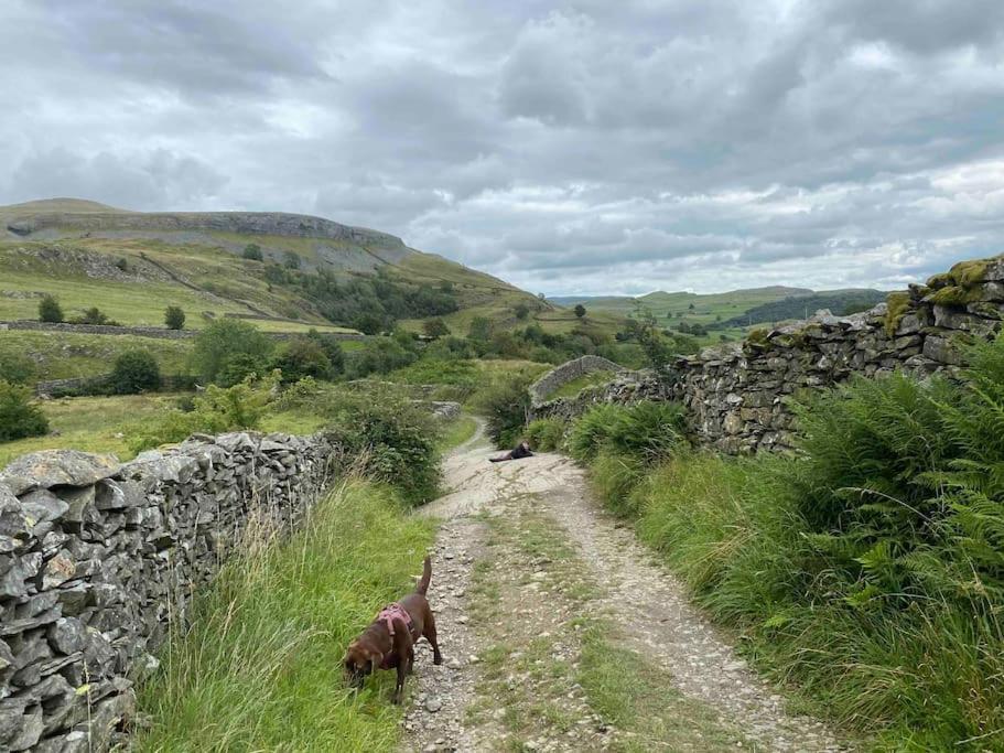 Charming Dog-Friendly Yorkshire Dales Cottage, Austwick Exterior foto